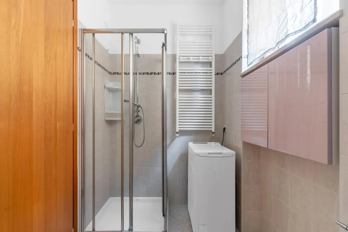 Apartment Ortensia House With Garden And Solarium Area Soiano Del Lago