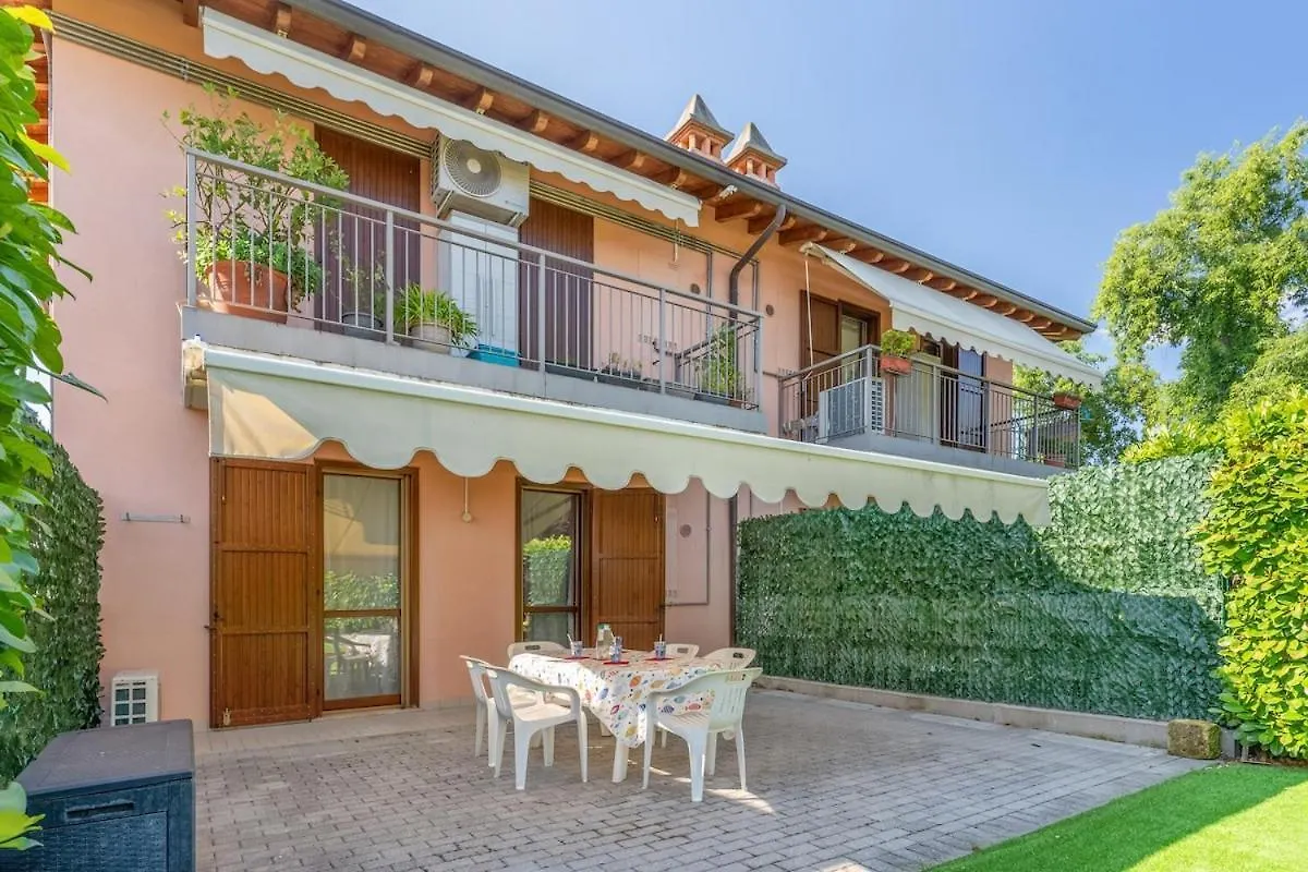 Ortensia House With Garden And Solarium Area Soiano Del Lago Italy