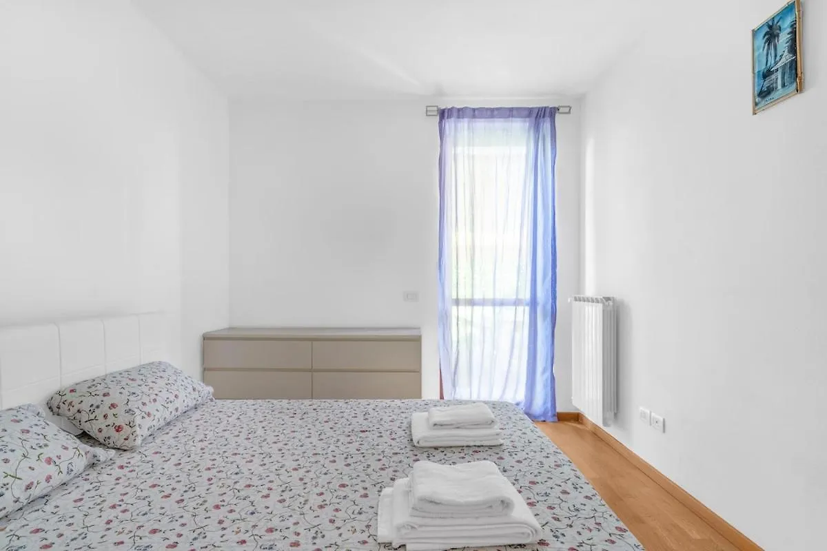 Apartment Ortensia House With Garden And Solarium Area Soiano Del Lago