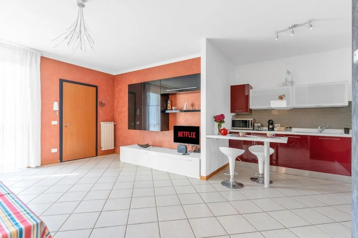 Ortensia House With Garden And Solarium Area Soiano Del Lago Apartment